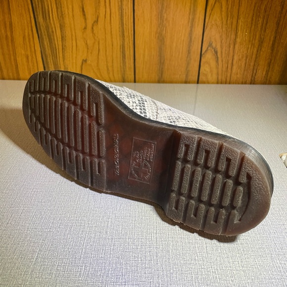 Dr Martens 2046 Python embossed suede - Picture 7 of 11